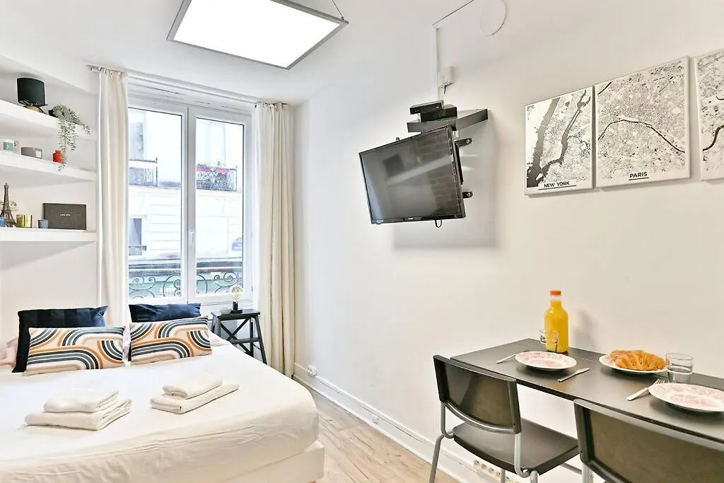 Petit Studio Confortable Et Central #Marais - II Parigi 0*,  Francia